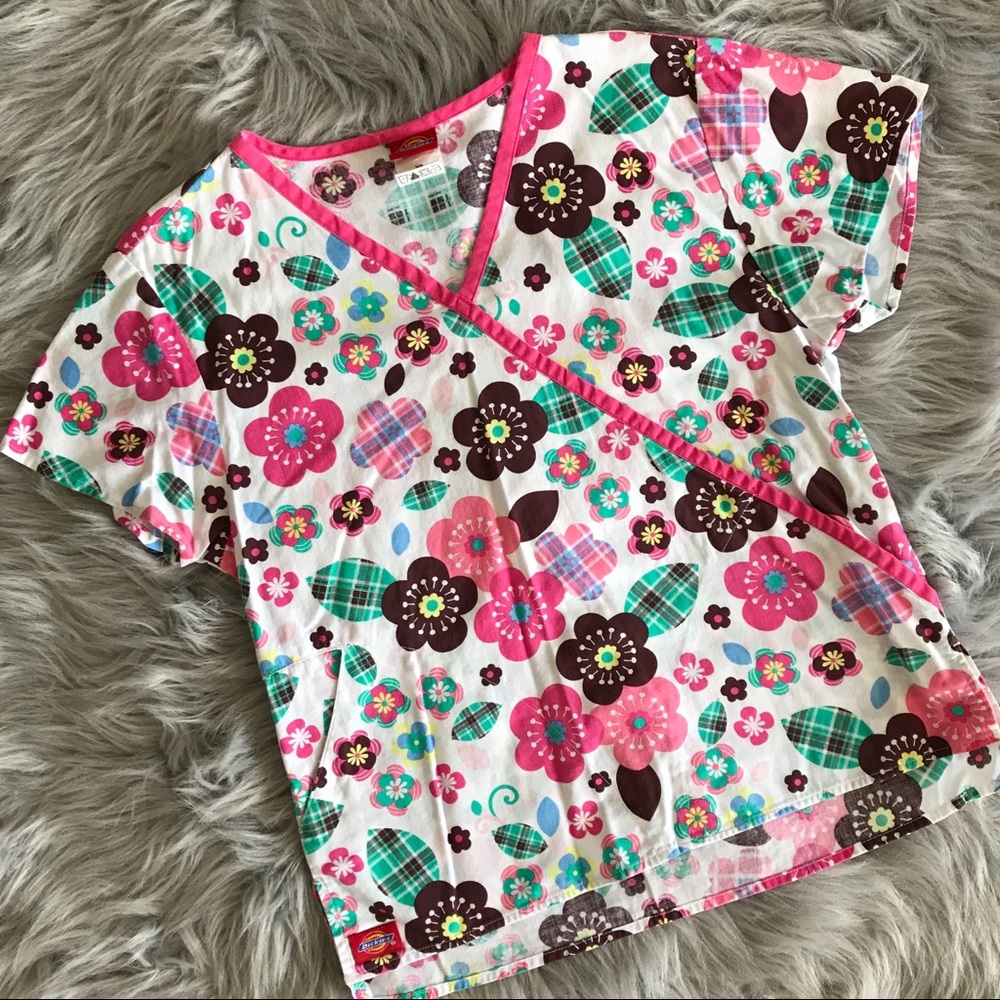 XS- Dickies-Scrub Top